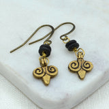 Jangmu Leaf Earrings